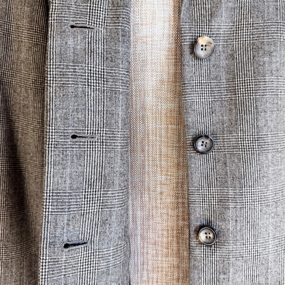 Carolina Herrera suit jacket - Picture 15 of 16